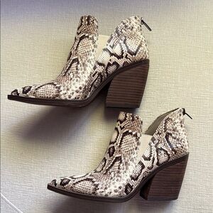 Vincent Camuto Snakeskin Ankle Boots